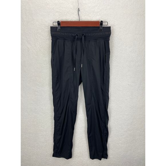 Lululemon Dance Studio MR Jogger Luxtreme Classic Fit Size 4 - Picture 1 of 7